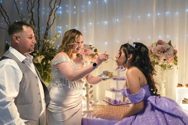 Quinceanera photography from an UPSTYLE event.