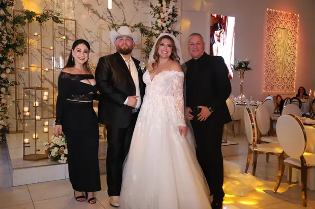 Wedding photography from an UPSTYLE event.